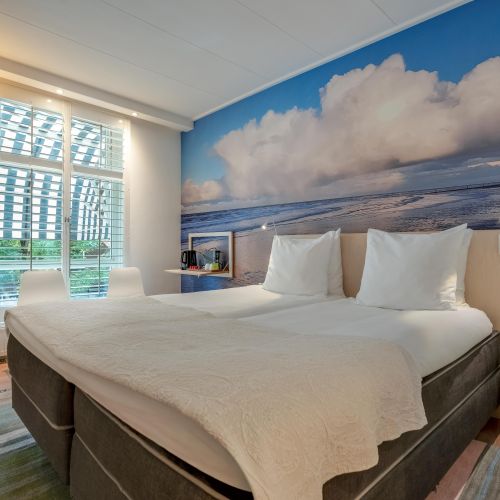 2026-05/badhotel-bruin-2026-33-