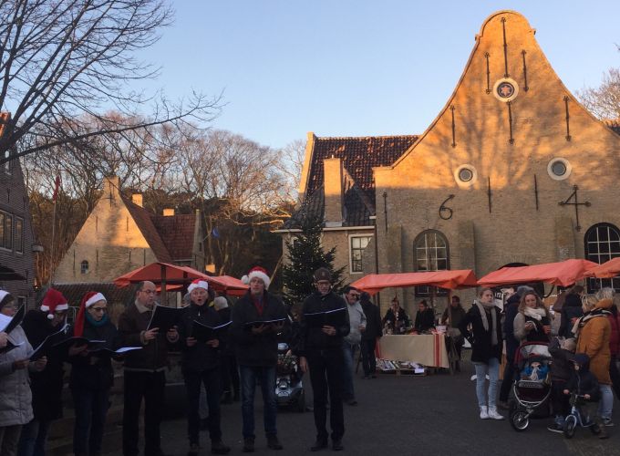 Wintermarkt - Kom naar de gezellige wintermarkt.