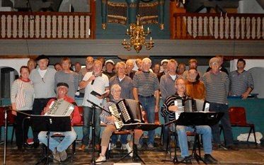 Optreden Vlielander Zeemanskoor - In de Nicolaaskerk.