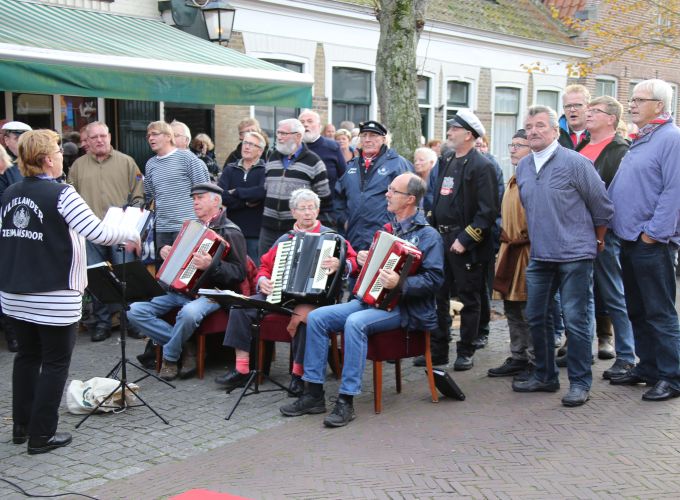 Vlielander Zeemanskoor - Concert in de kerk.