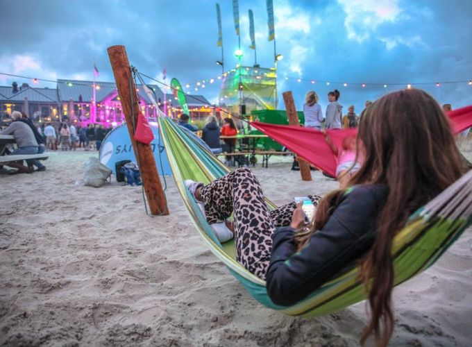 Kaap West - Het Strandfeest van het Jaar!