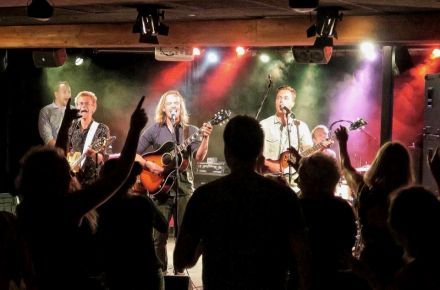The Beatles Sessions - Tribute aan de Fab Four in de Kleine Zaal op Kampeerterrein Stortemelk.