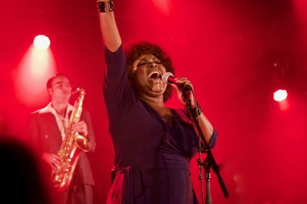 Michelle David & The Gospel Sessions - Gospel to the absolute Max! In de Grote Zaal op Kampeerterrein Stortemelk.