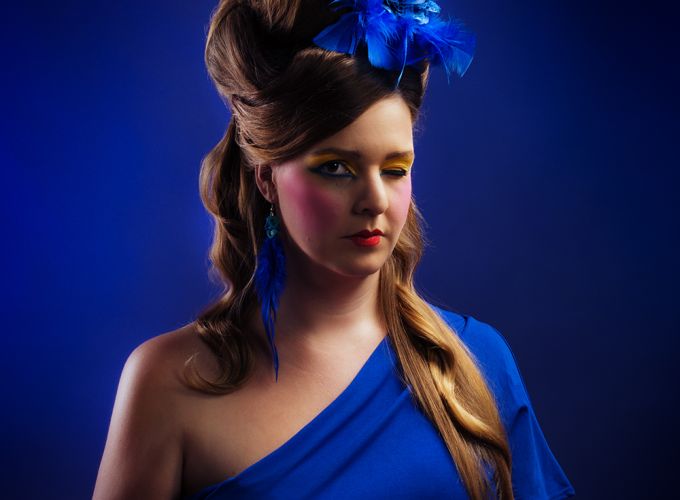 Lucht - Een veelzijdig theaterconcert van Elke Vierveijzer bij Podium Vlieland.