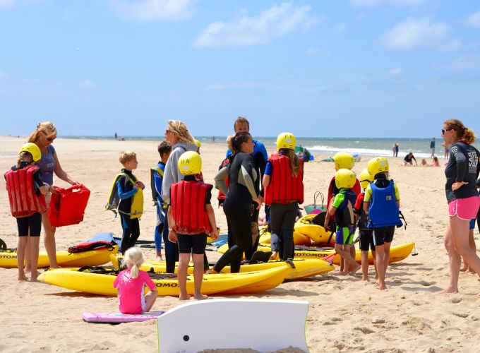 Raften + suppen + surfen + bodyboarden - Summer outdoor 9 tot 15 jaar - Elke dag van de week gaan we 2 uur actief bezig met andere kinderen.