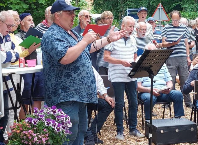 Vlielander Zeemanskoor zingt in de kerk - Toegang gratis