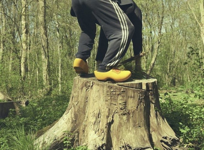 Mimetheatergroep Bambie met 'Bambie gaat tot de bodem' - mimetheater | 16+ - Kampeerterrein Stortemelk - Bospodium